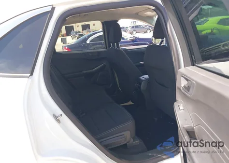 2024 Ford Escape Active z USA, uszkodzony, nr VIN 1FMCU9GN1RUB10175